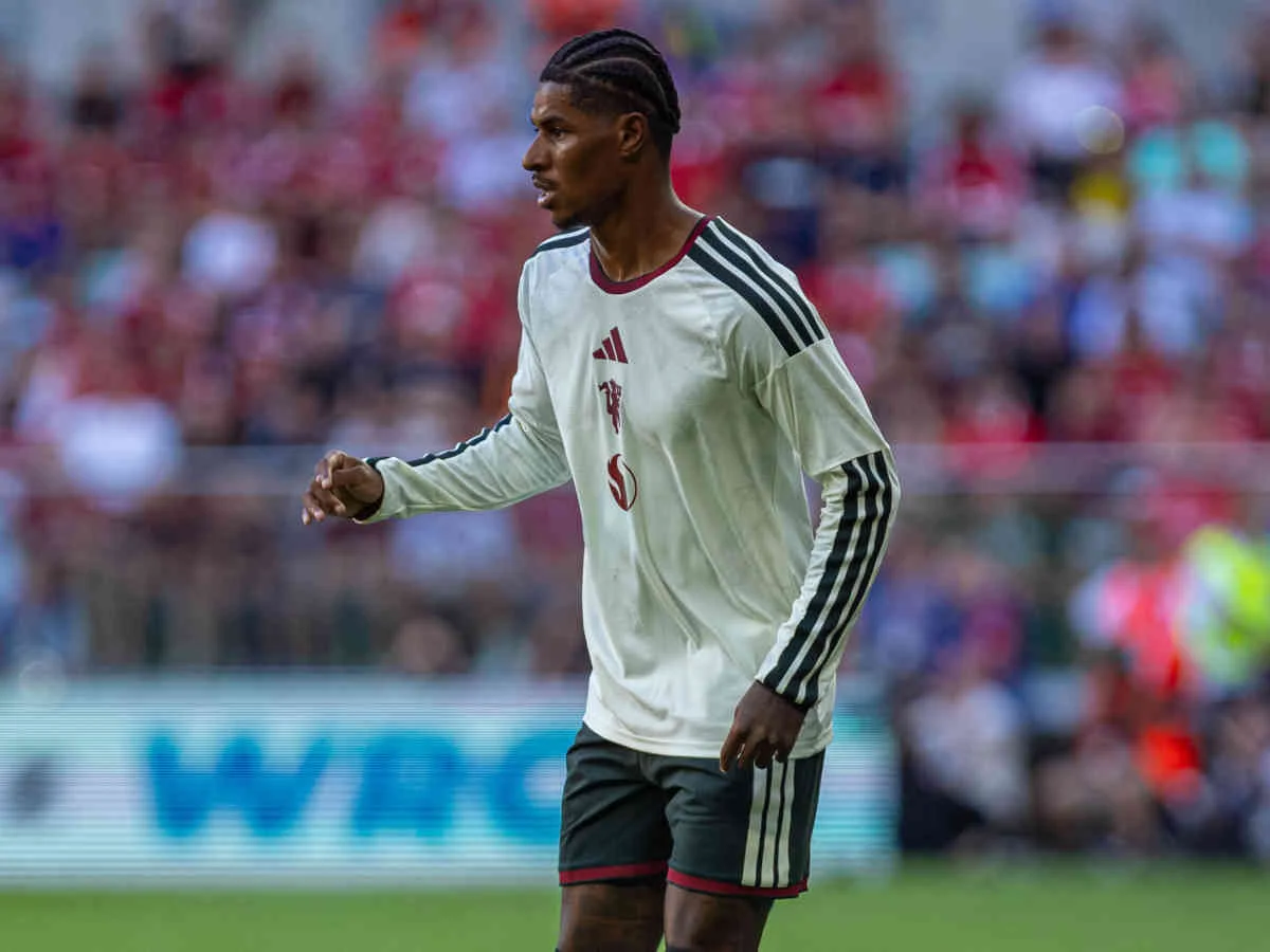Marcus Rashford bleibt bei ManUtd und erhält prestigeträchtige Rückennummer